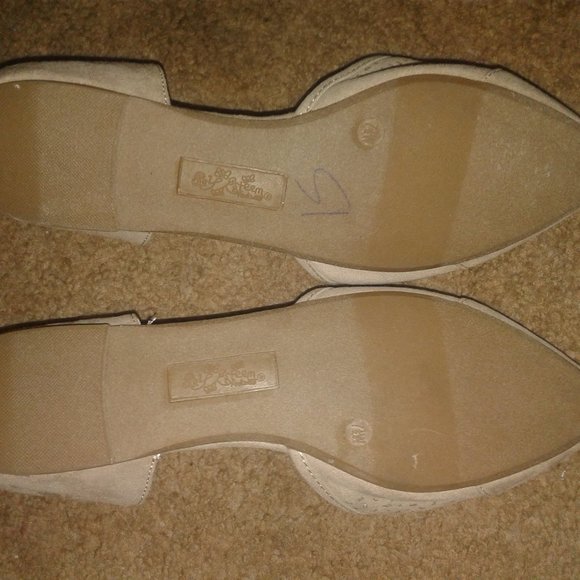 tan flats - Picture 3 of 5